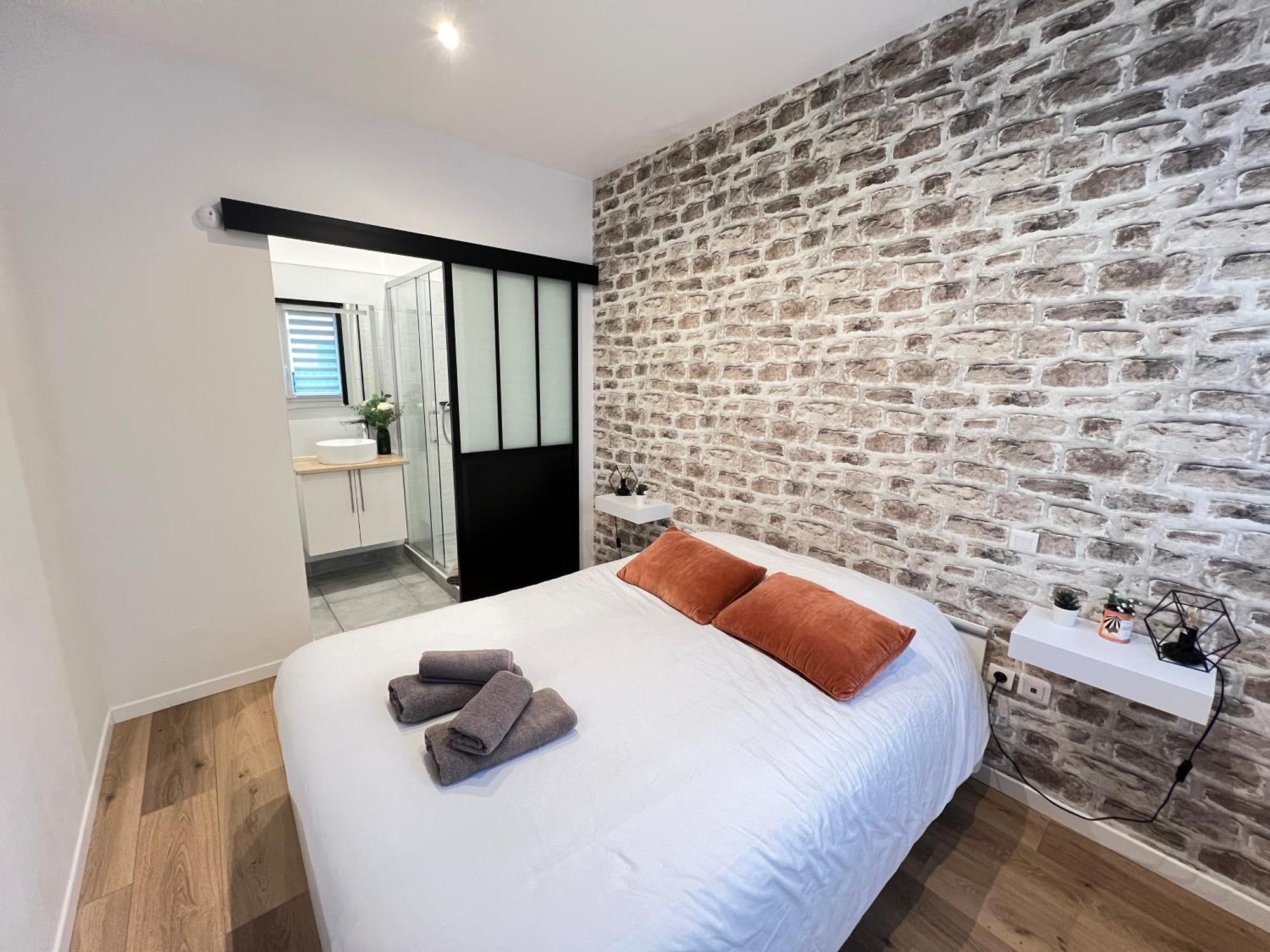 Le Remois - Charmant T2 - Renove - Parking - Cour Privative - Wifi Реймс Екстериор снимка