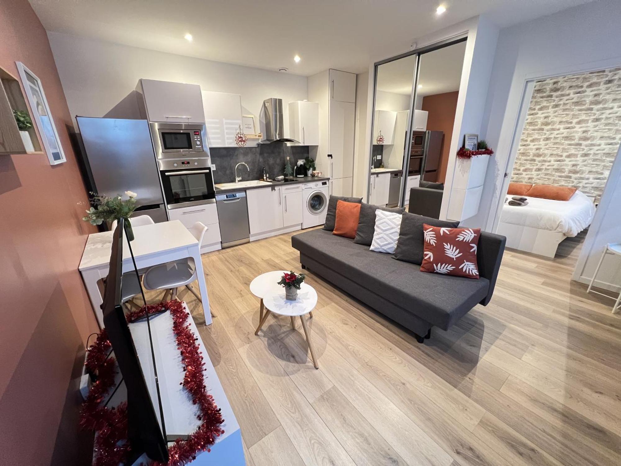 Le Remois - Charmant T2 - Renove - Parking - Cour Privative - Wifi Реймс Екстериор снимка